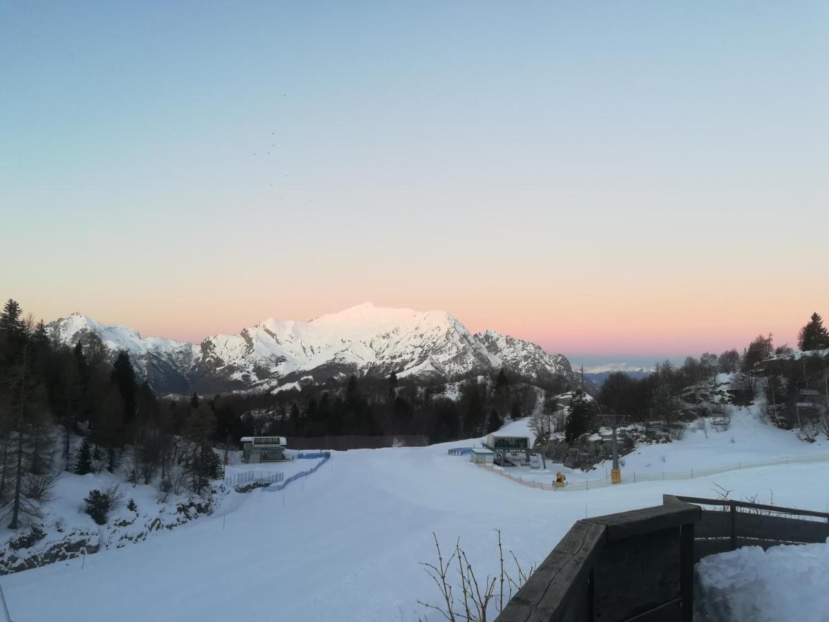 ホテルRifugio Campelli バルツィオ エクステリア 写真